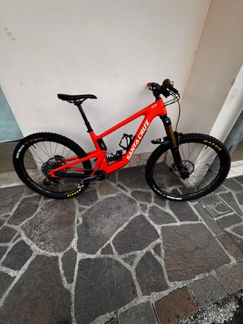Santa Cruz, BRONSON X01 / Carbon CC / MX 2023