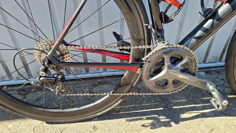 Used Focus Cayo Shimano 105 2018 Road & Gravel, Black — image 3 of 4