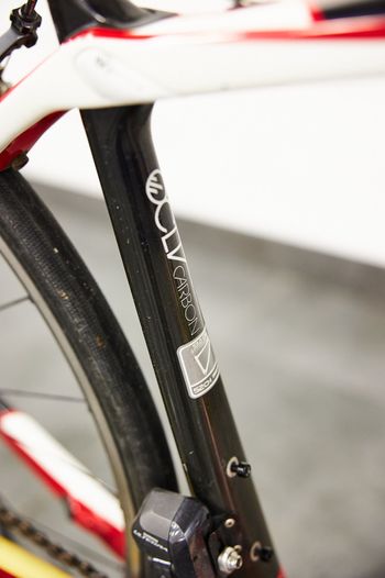 Used Trek Trek Carbono 2016 Road & Gravel, Rot — image 6 of 9