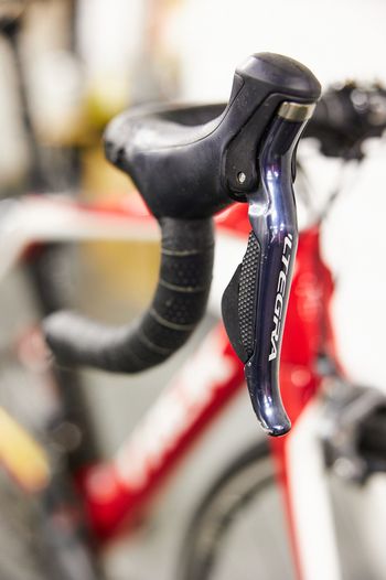 Used Trek Trek Carbono 2016 Road & Gravel, Rot — image 8 of 9