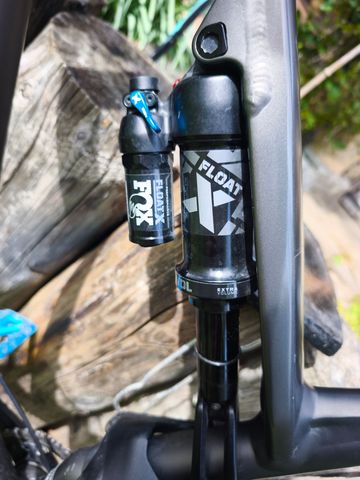 Commencal Meta Sx 2023 Mountainbike usato, Grigio chiaro — immagine 3 di 7