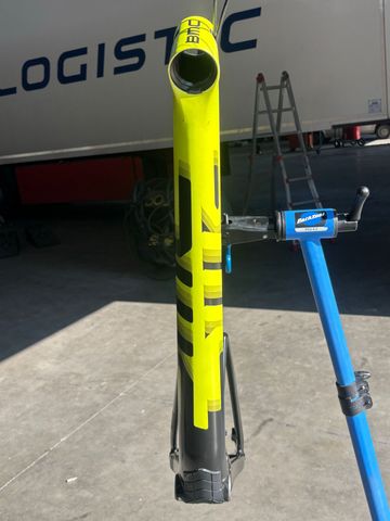 Käytetty BMC Fourstroke 01 FRS 2024 Frameset 2024 Mountainbike — kuva 8 / 11