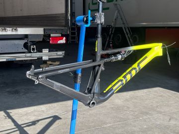 Käytetty BMC Fourstroke 01 FRS 2024 Frameset 2024 Mountainbike — kuva 4 / 11