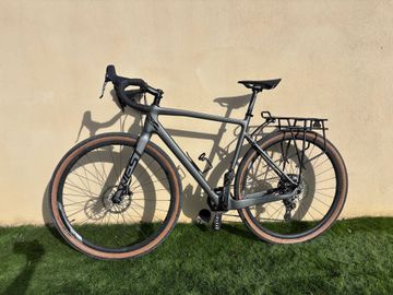 Megamo WEST 10 2022 2022 Road & Gravel de segunda mano, Gris claro — imagen 2 de 6