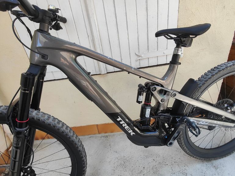 Used Trek Slash+ 9.9 X0 AXS T-Type 2025 2025 Mountainbike — image 4 of 8