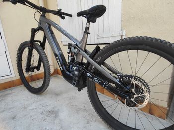 Used Trek Slash+ 9.9 X0 AXS T-Type 2025 2025 Mountainbike — image 5 of 8