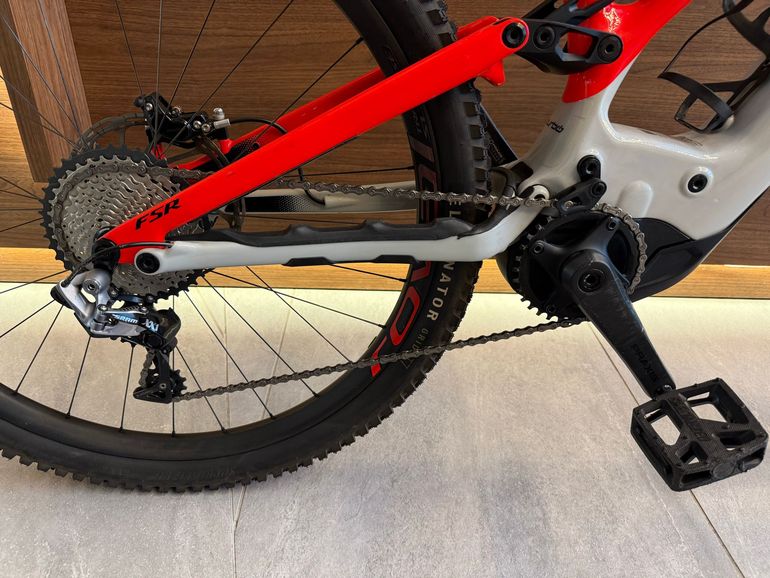 Used Specialized S-Works Turbo Levo 2020 2020 Mountainbike, Black, 29 — image 4 of 7