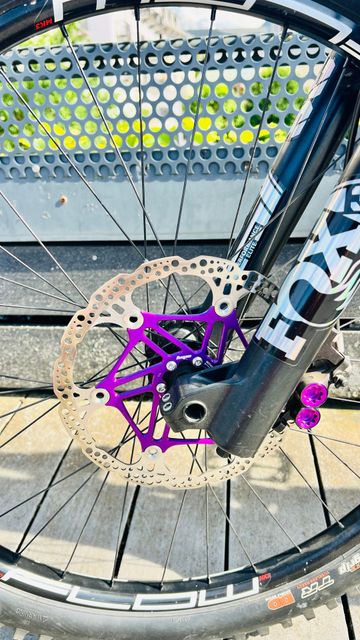 Używany Rocky Mountain Maiden Shimano XTR 2018 Mountainbike — zdjęcie 5 z 8