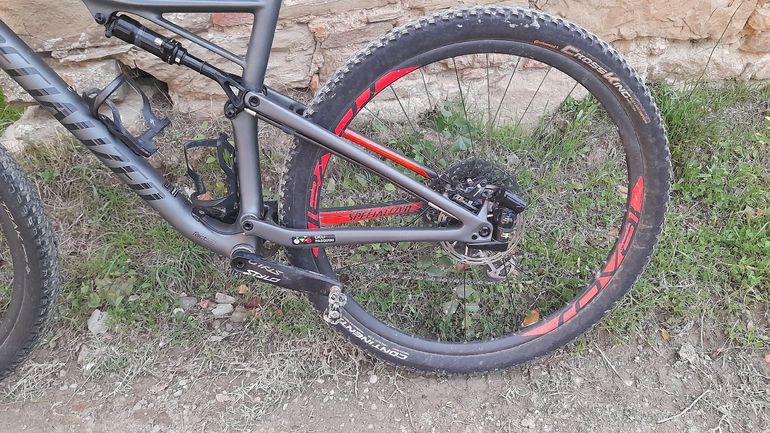 Used Specialized Men's Epic Expert 2019 2019 Mountainbike — image 6 of 13