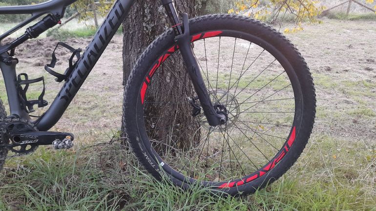 Used Specialized Men's Epic Expert 2019 2019 Mountainbike — image 5 of 13