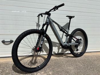 Used CUBE Ams SRAM GX Eagle AXS 2024 Mountainbike, Light Gray, 29 — image 3 of 13