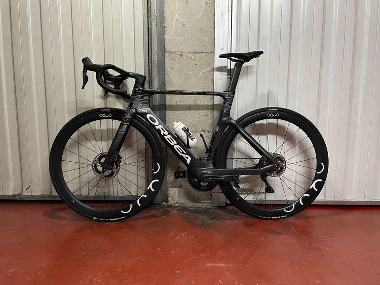 Tweedehands Orbea Orca Shimano Dura Ace Di2 2024 Road & Gravel — afbeelding 2 van 12