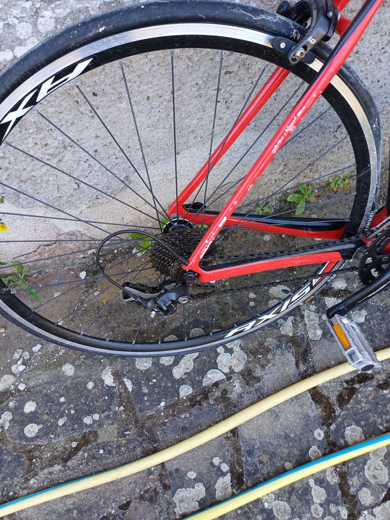 Used Specialized Tarmac SL4 Elite 105 2014 2014 Road & Gravel, Red — image 4 of 5