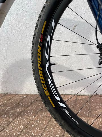 Brugt Trek Supercaliber Sram Eagle Transmission X0 2025 Mountainbike — billede 4 af 13