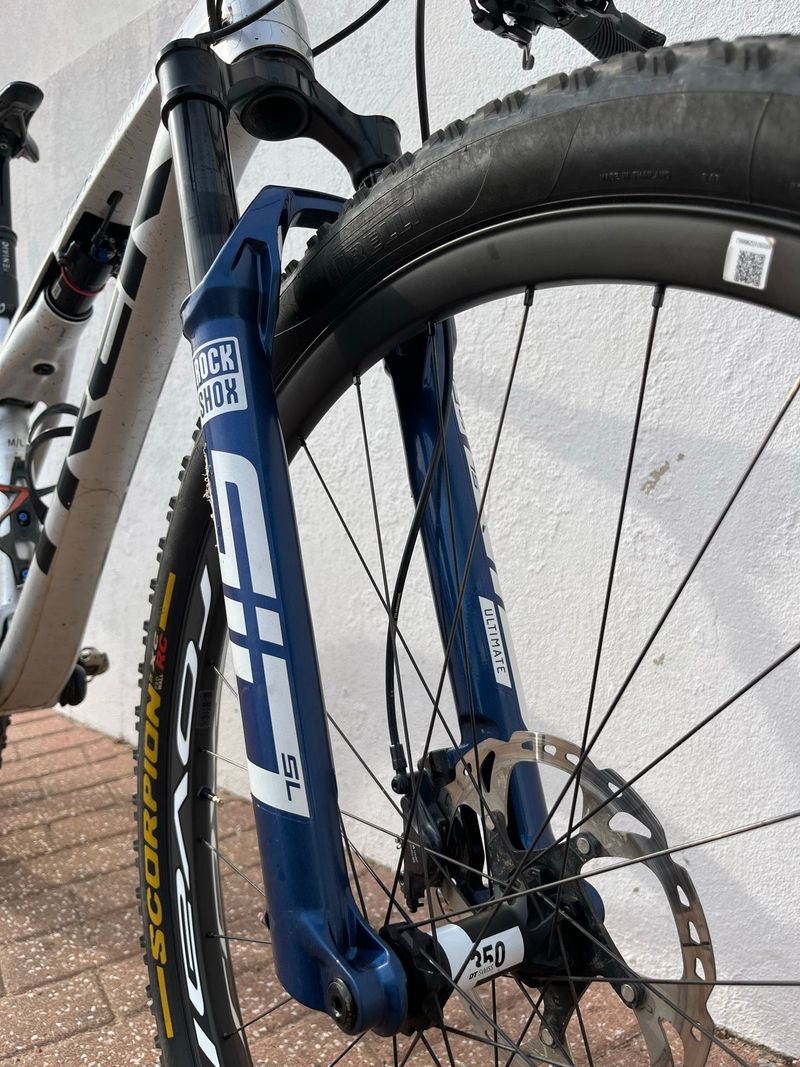 Brugt Trek Supercaliber Sram Eagle Transmission X0 2025 Mountainbike — billede 3 af 13