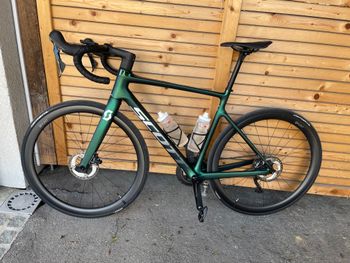 Used Scott Addict 20 2022 2022 Road & Gravel — image 2 of 3