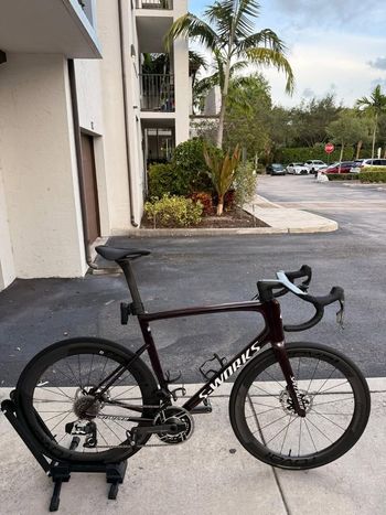 Used Specialized S-Works Tarmac SL8 LTD – SRAM RED AXS 2025 2025 Road & Gravel, Red — image 5 of 10
