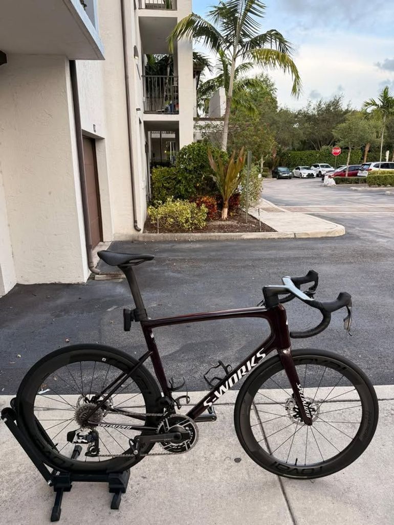 Used Specialized S-Works Tarmac SL8 LTD – SRAM RED AXS 2025 2025 Road & Gravel, Red — image 5 of 10