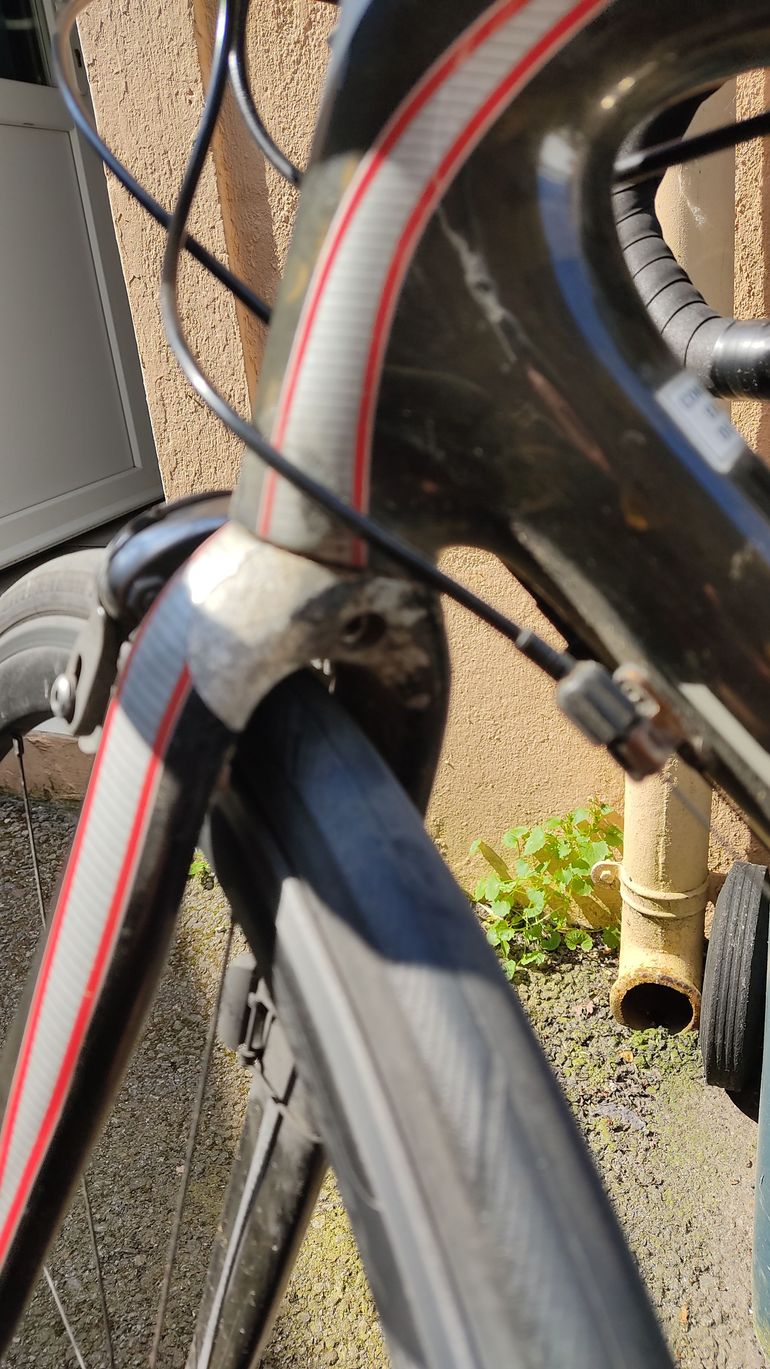 Used Specialized Tarmac Elite 2015 2015 Road & Gravel — image 6 of 9