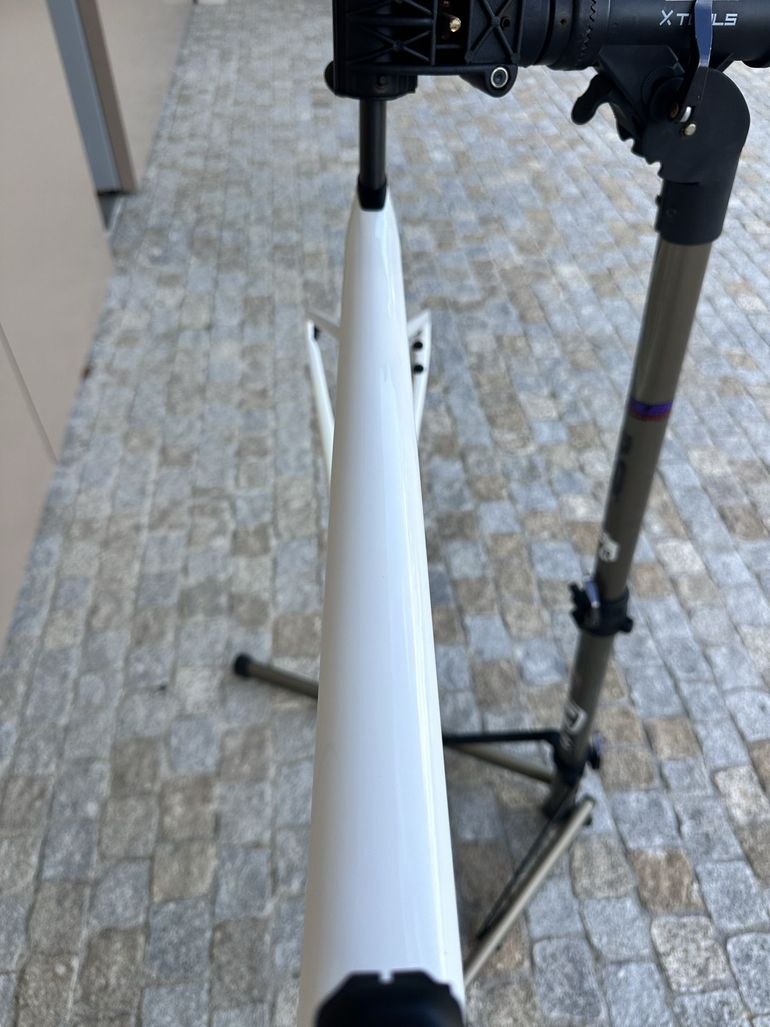Used Specialized Tarmac SL8 Expert - Shimano Ultegra Di2 2025 Frameset 2025 Road & Gravel, White — image 7 of 17