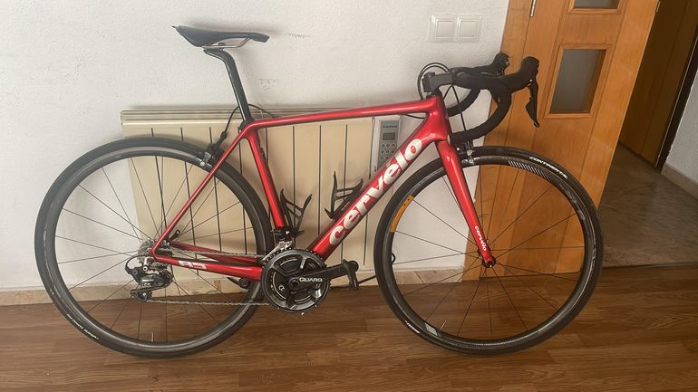 Used Cervélo R5 Ultegra 6800 2017 2017 Road & Gravel, Red — image 1 of 10