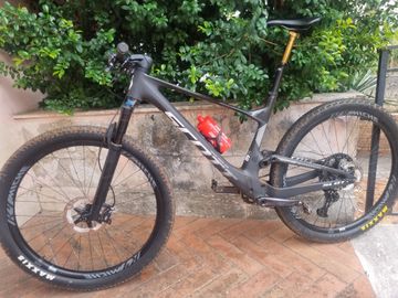 Used Scott Spark RC Team 2024 Frameset 2024 Mountainbike, Light Gray, 29 — image 2 of 3