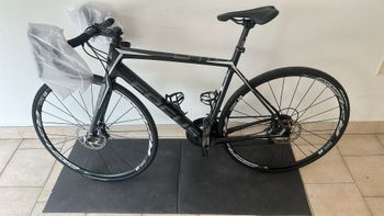 Used Focus Izalco Shimano Ultegra 2018 Road & Gravel, Black — image 2 of 16