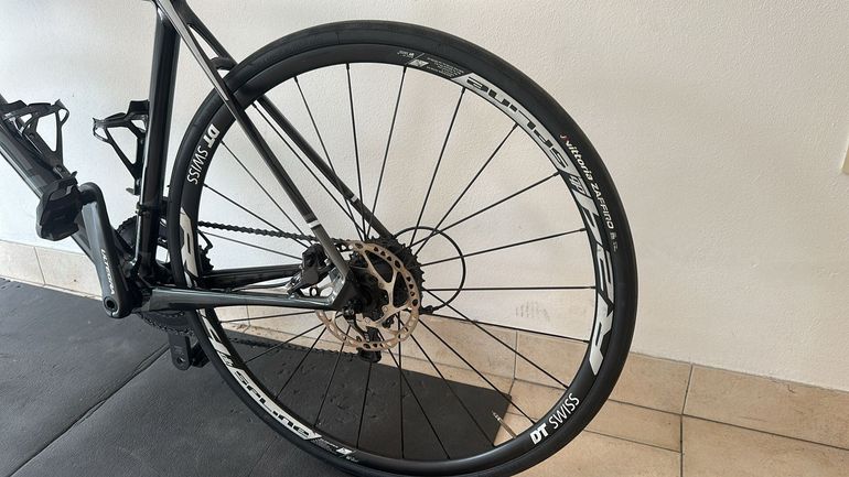 Used Focus Izalco Shimano Ultegra 2018 Road & Gravel, Black — image 6 of 16