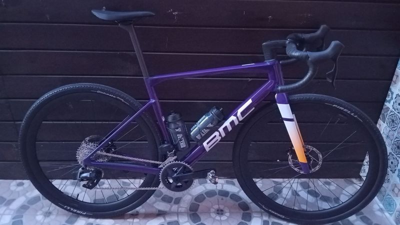Tweedehands BMC Kaius 01 THREE 2024 2024 Road & Gravel — afbeelding 1 van 4