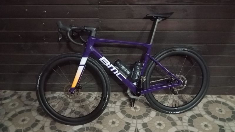 Tweedehands BMC Kaius 01 THREE 2024 2024 Road & Gravel — afbeelding 2 van 4