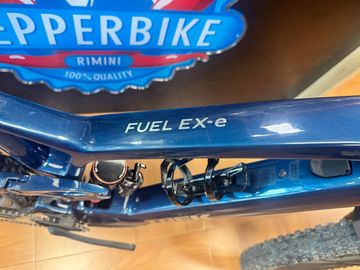 Brugt Trek Fuel EXe 9.8 2023 2023 Mountainbike — billede 4 af 35