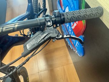 Brugt Trek Fuel EXe 9.8 2023 2023 Mountainbike — billede 20 af 35