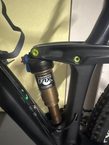 Gebrauchtes CUBE Stereo Shimano Deore 2017 Mountainbike, Schwarz — Bild 4 von 7