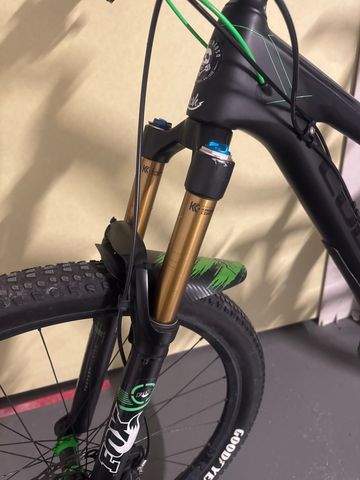 Gebrauchtes CUBE Stereo Shimano Deore 2017 Mountainbike, Schwarz — Bild 3 von 7