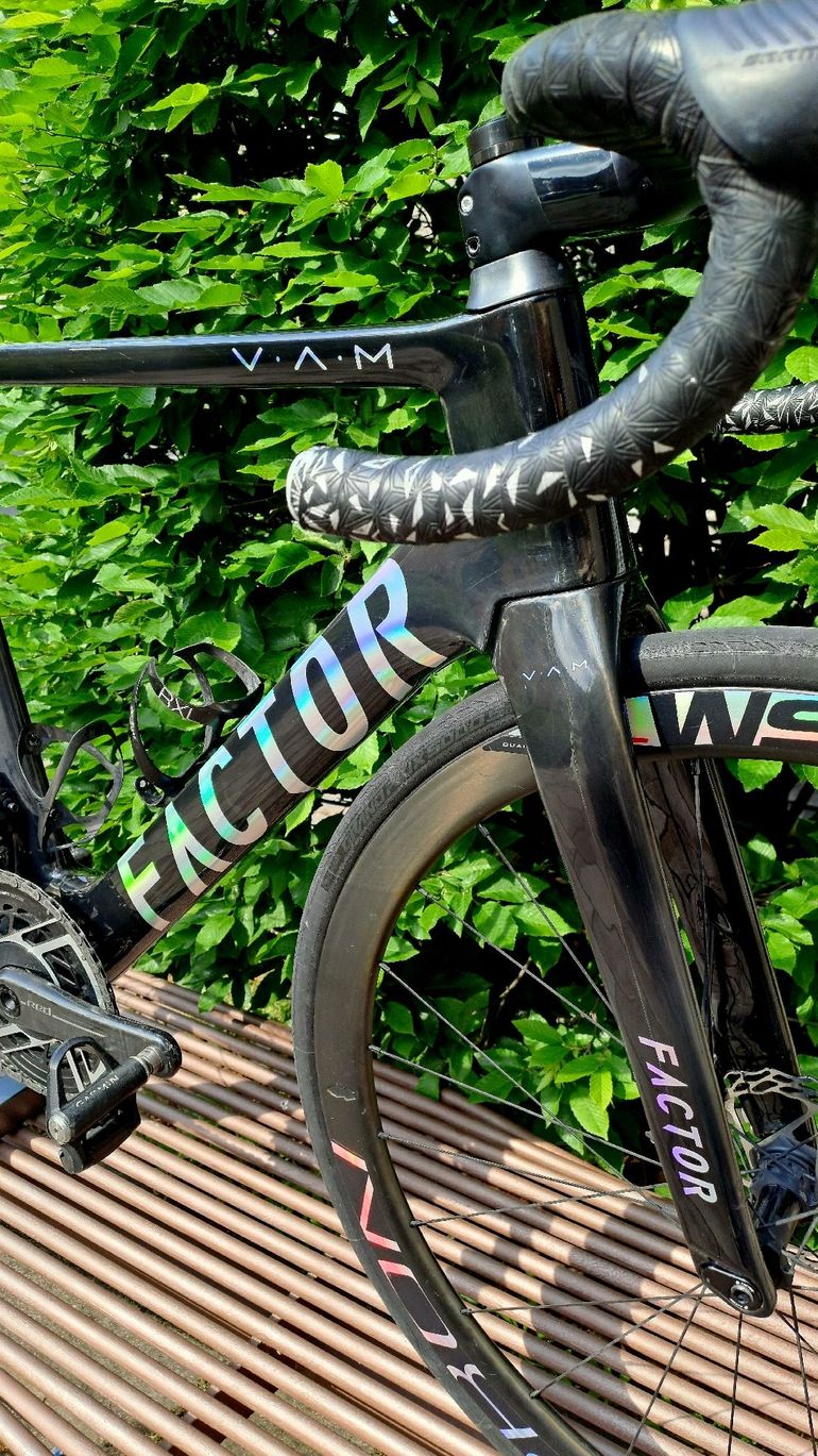 Used Factor OSTRO VAM SRAM Red AXS 2022 Frameset 2022 Road & Gravel, Black — image 4 of 9