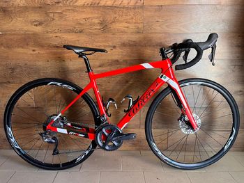 Used Wilier Wilier GTR Team Disc Ultegra ( S ) 2023 Road & Gravel, Rot — image 1 of 6