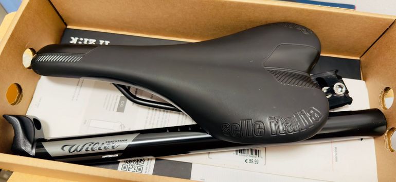 Used Wilier GTR Team Disc SHIMANO 105 R7020 2022 2022 Road & Gravel, Black — image 5 of 13