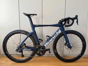 Bianchi, Oltre Comp Ultegra Di2 2025