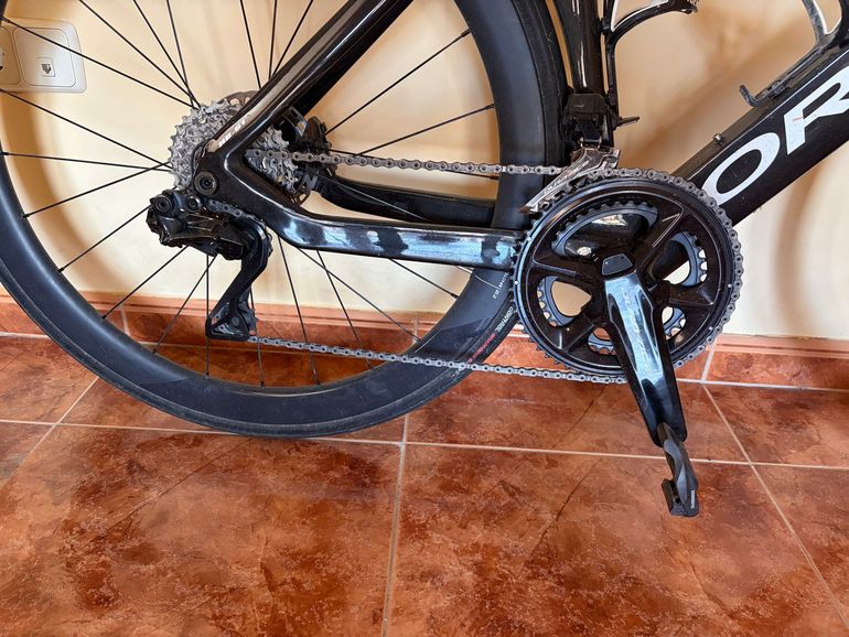 Used Orbea ORCA AERO M10I REPLICA 2024 2024 Road & Gravel, Negro — image 3 of 5