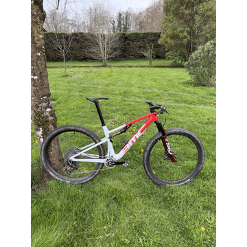Used BMC Fourstroke 01 LTD 2023 2023 Mountainbike, White, 29 — image 2 of 20