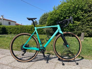 Używany Bianchi Impulso Pro GRX 600 2023 2023 Road & Gravel — zdjęcie 1 z 7