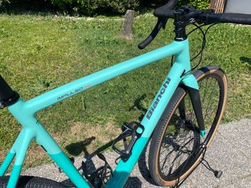 Używany Bianchi Impulso Pro GRX 600 2023 2023 Road & Gravel — zdjęcie 5 z 7
