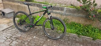 Used trek superfly 9.8 carbonio tg 18.5 Trek superfly 9.8 carbonio tg 18.5 Custom SRAM GX 2016 Mountainbike, Black, 29 — image 2 of 8