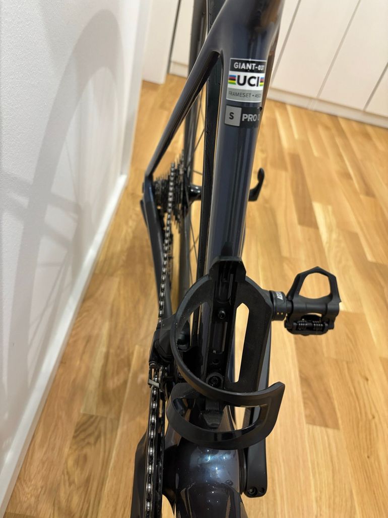 Used Giant TCR Advanced Pro 0 Di2 2025 2025 Road & Gravel, Azul — image 8 of 9