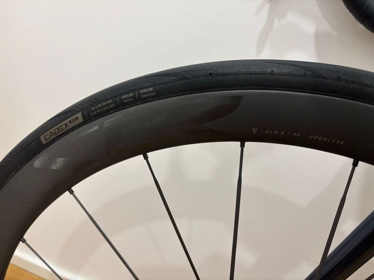 Used Giant TCR Advanced Pro 0 Di2 2025 2025 Road & Gravel, Azul — image 7 of 9