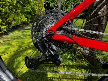 Used Trek Procaliber 6 2019 2019 Mountainbike, Red, 27.5, 29 — image 3 of 9