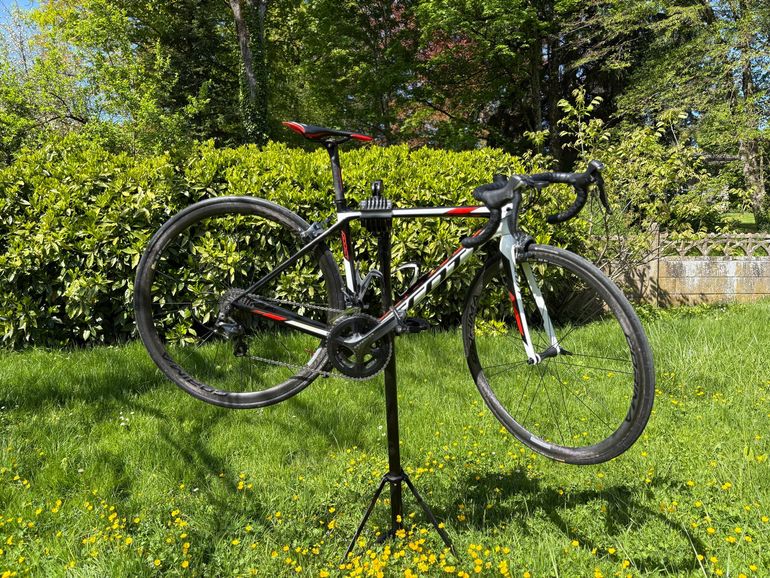 Used Scott Addict Shimano Ultegra 2018 Road & Gravel, White — image 7 of 11
