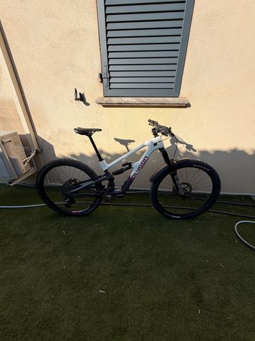 Used Polygon Collosus Shimano Deore XT 2026 Mountainbike, White, 29 — image 2 of 12