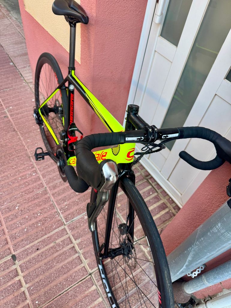 Used Cannondale SuperSix EVO Shimano Ultegra Di2 2017 Road & Gravel, Black — image 2 of 6