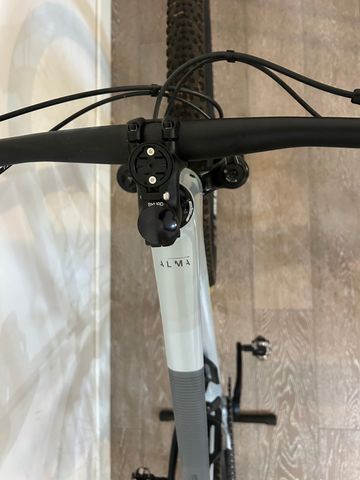 Używany Orbea ALMA M30 2024 2024 Mountainbike — zdjęcie 3 z 9